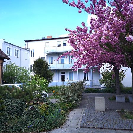 Pb Ferienwohnungen - Fewo 3 - Stilvoll Eingerichtetes Studio Im Herzen Senftenbergs Dış mekan fotoğraf